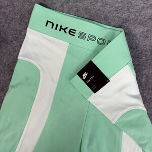 NWT Nike Streetwear Biker Shorts Womens M Tight Fit Stretch Green White Athletic